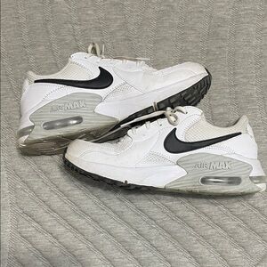 Nike Air Max white and Black Shoes